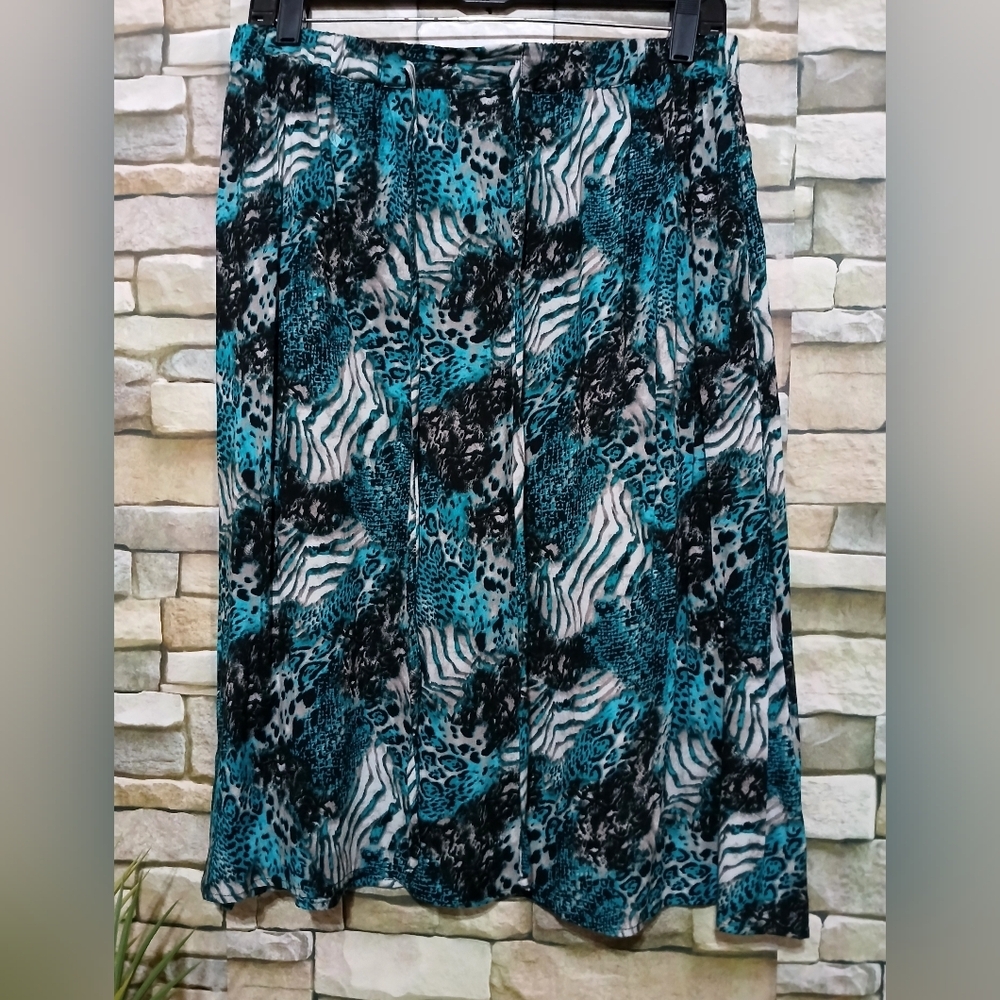Christopher &‎ Banks Teal Animal Print Skirt Medium